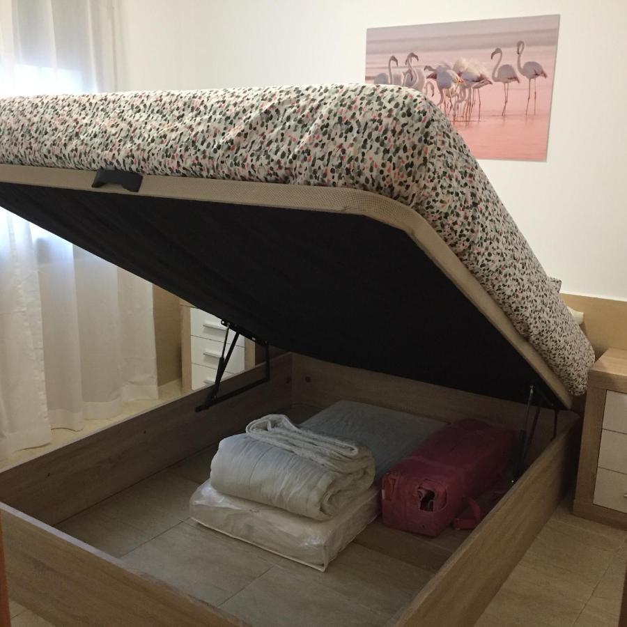 Piso Centrico Cerca Del Puerto Apartment Sant Carles De La Rapita Bagian luar foto